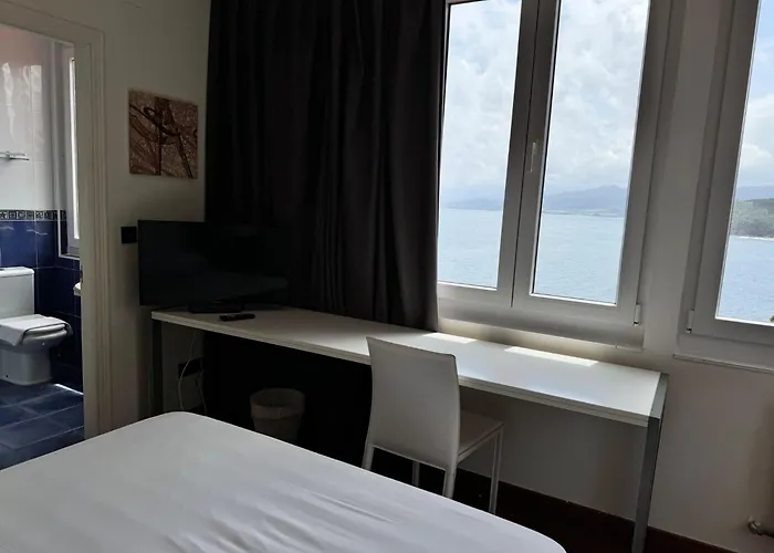 Hotel Lastres Miramar