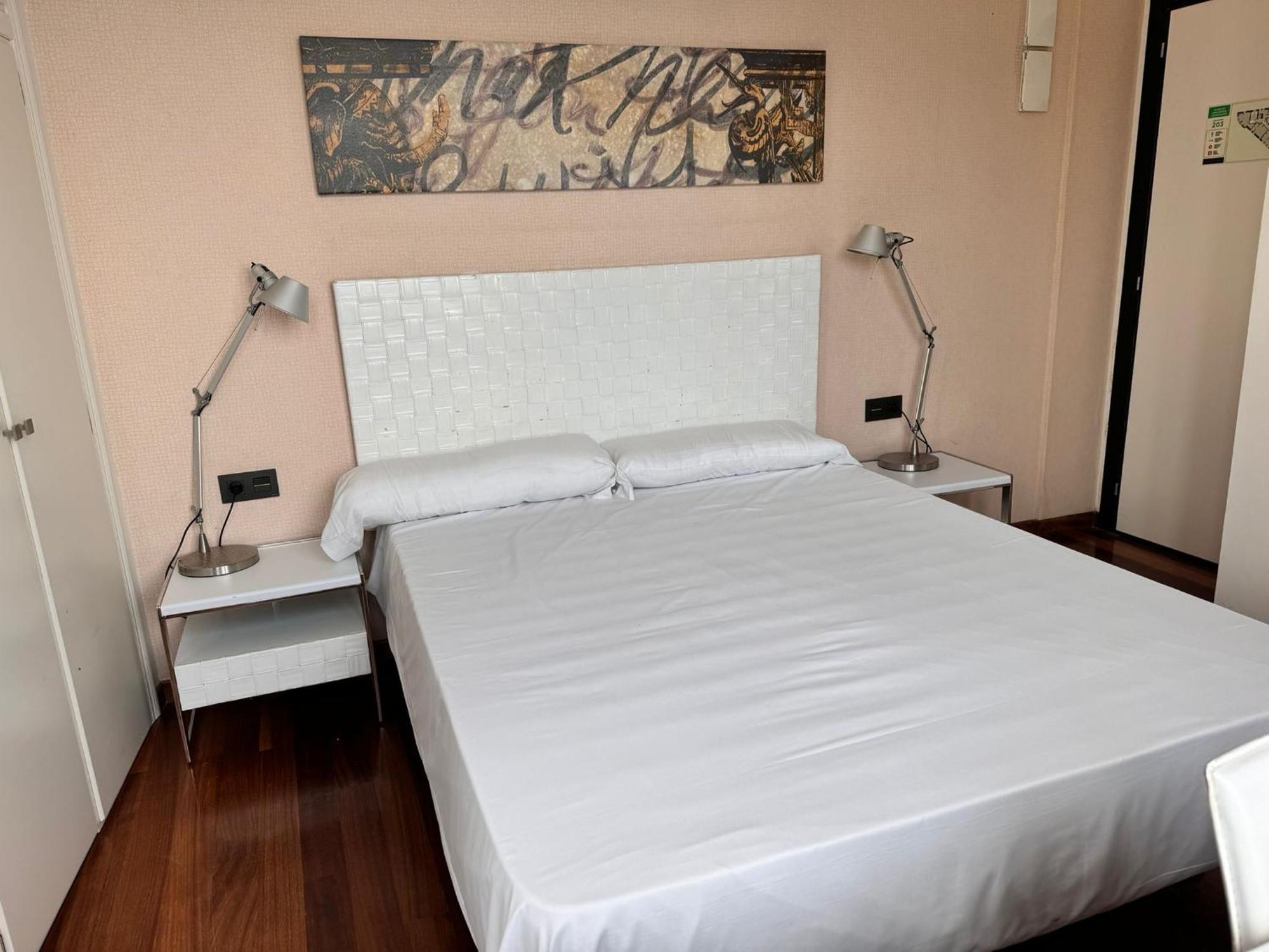 Miramar Hotel 2*